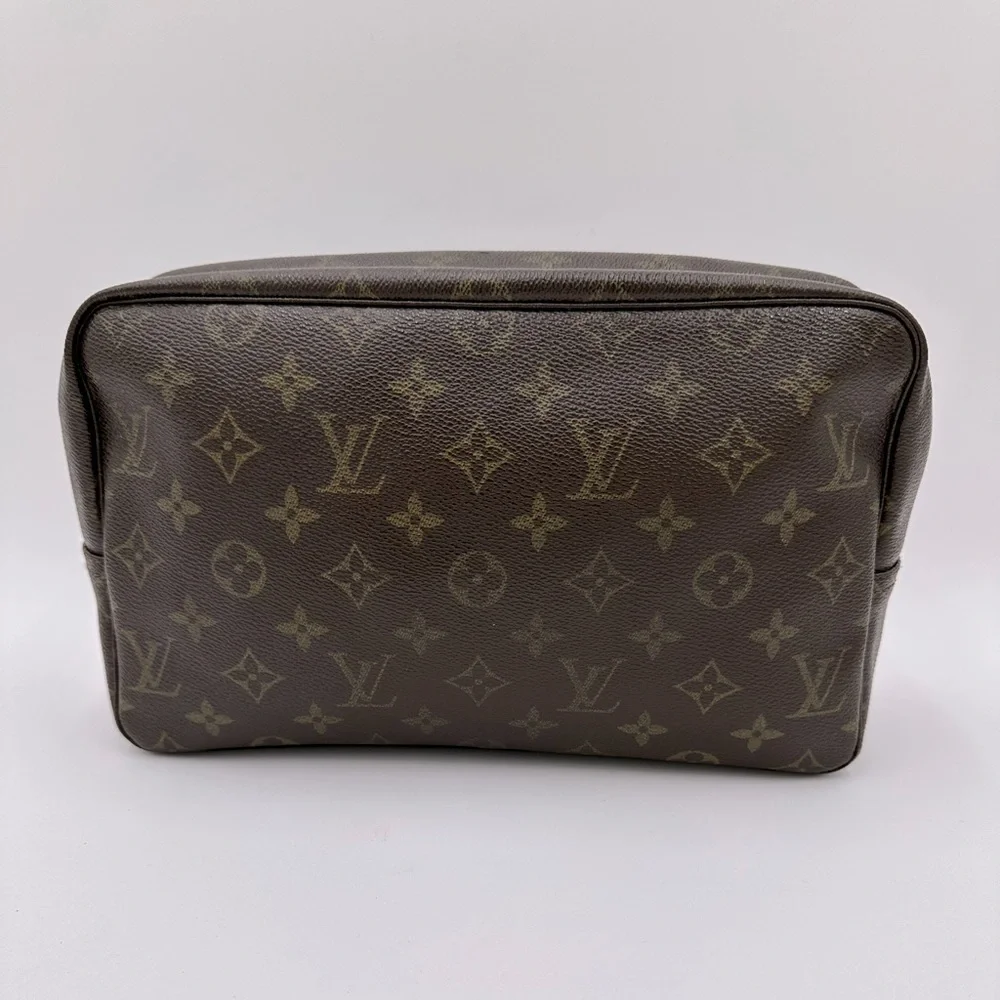 Vintage 1980s  Louis Vuitton Monogram Trousse Toilette 28 Pouch
